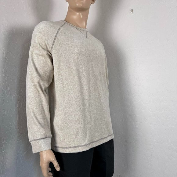 Tommy Bahama Stone Crest Long-Sleeve Crew Shirt Size M $110 in Oatmeal Heather - Picture 2 of 11